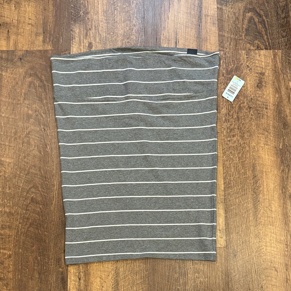 Torrid Gray‎ and White Striped Pencil Skirt Size 2 New